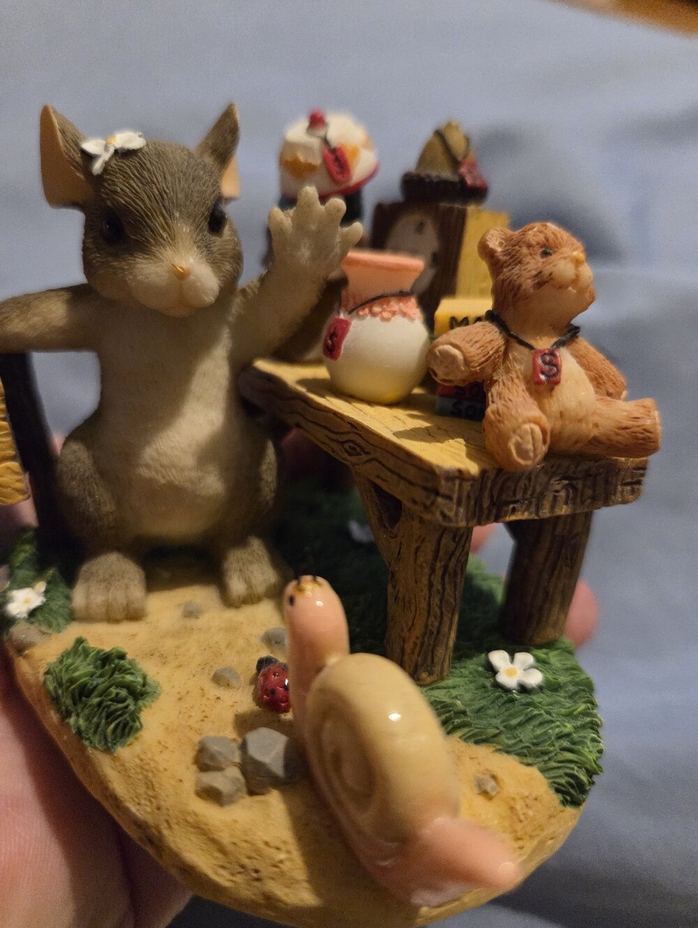 Charming Tails - Picture 2 of 3